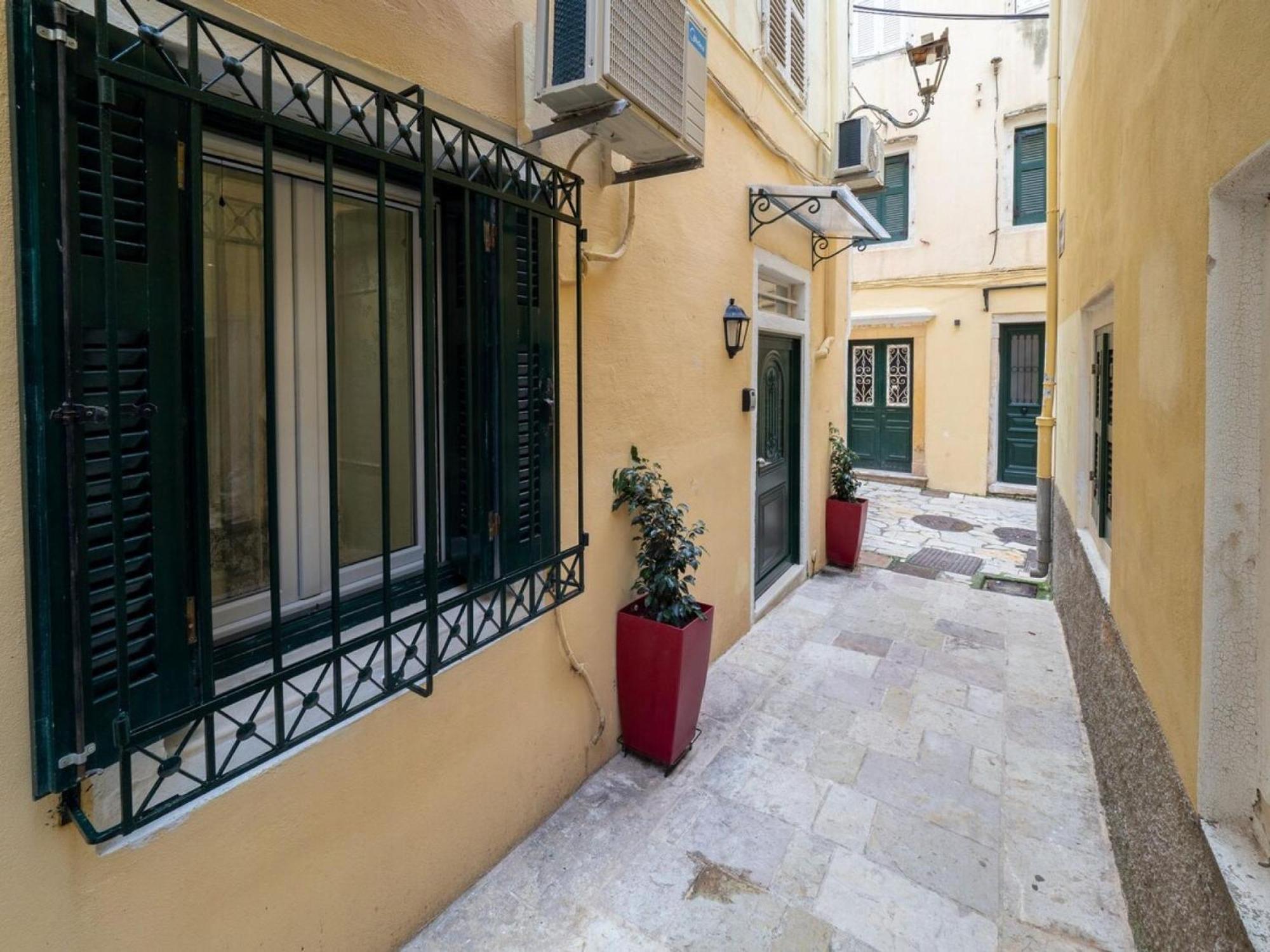 Casa Mourioni Old Corfu Town Lägenhet Exteriör bild